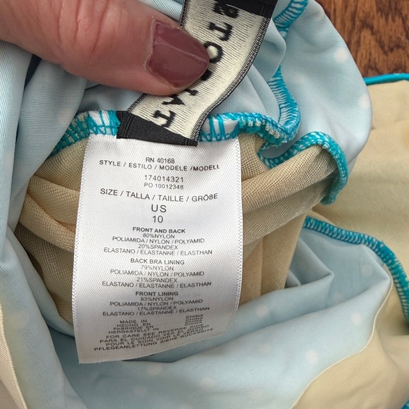 Talbots MIRACLESUIT® RIVIERA DOT RUFFLE TANKINI TOP SIZE 10 - Picture 4 of 5